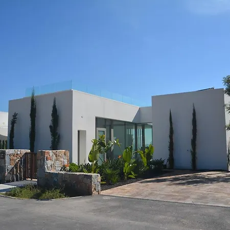 Limonero 17, Golf Club In Colinas Holiday home *